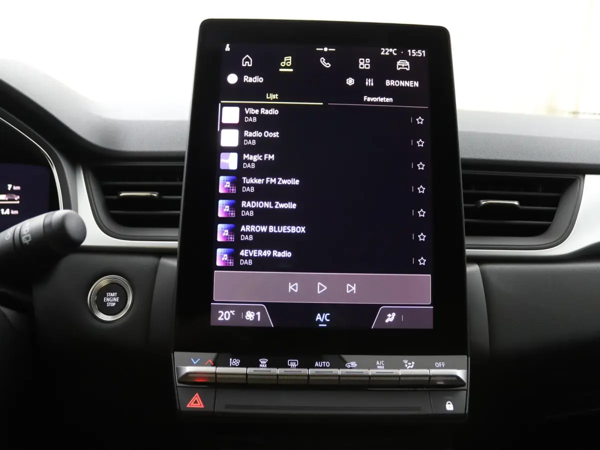 evolution full hybrid E-Tech 160 | Private Lease vanaf €490! | pack navigation & comfort | verlenging connected services openR link met vijf jaar |