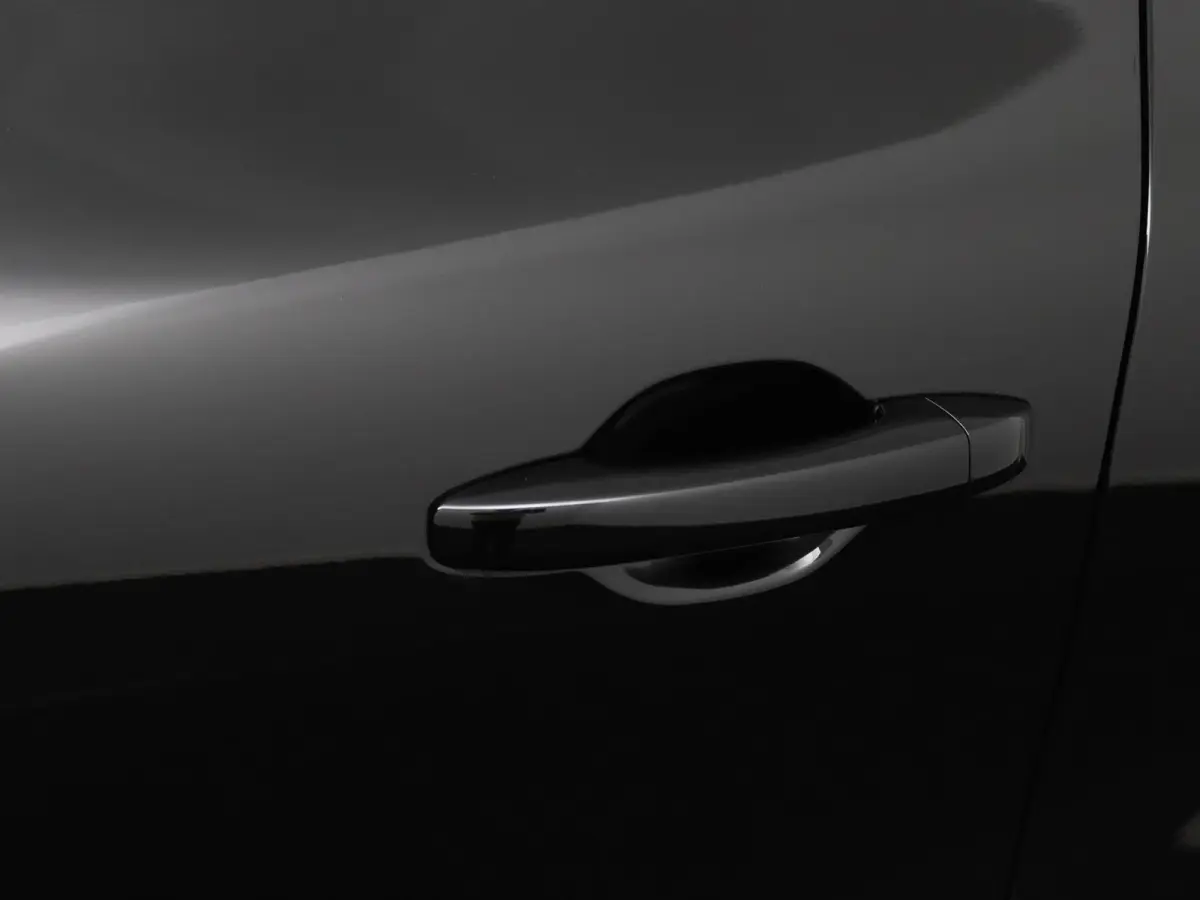 evolution full hybrid E-Tech 160 | Private Lease vanaf €490! | pack navigation & comfort | verlenging connected services openR link met vijf jaar |