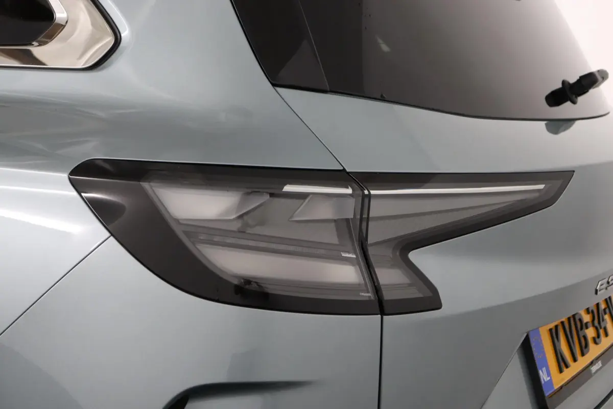 techno full hybrid E-Tech 200 - 5 zitplaatsen | pack privilège |