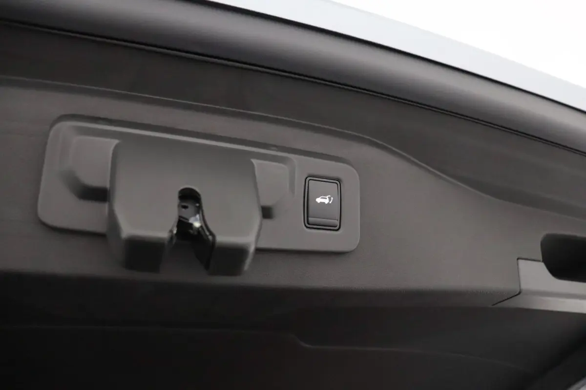 techno full hybrid E-Tech 200 - 5 zitplaatsen | pack privilège |