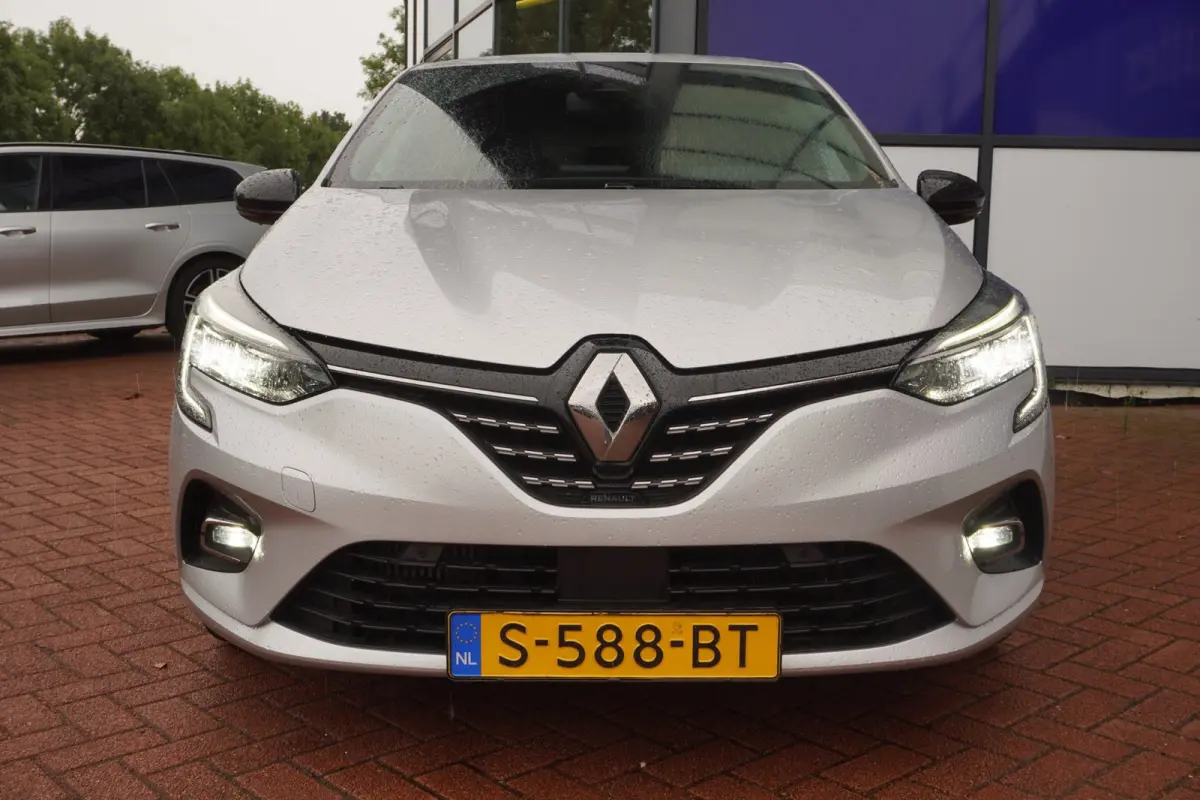 1.0 TCe 90 Techno / LED / Camera / Half-leder / Adapt.Cruise / Zwarte-Hemel / Virtual / Privacy / 16"LMV / = TOP !!