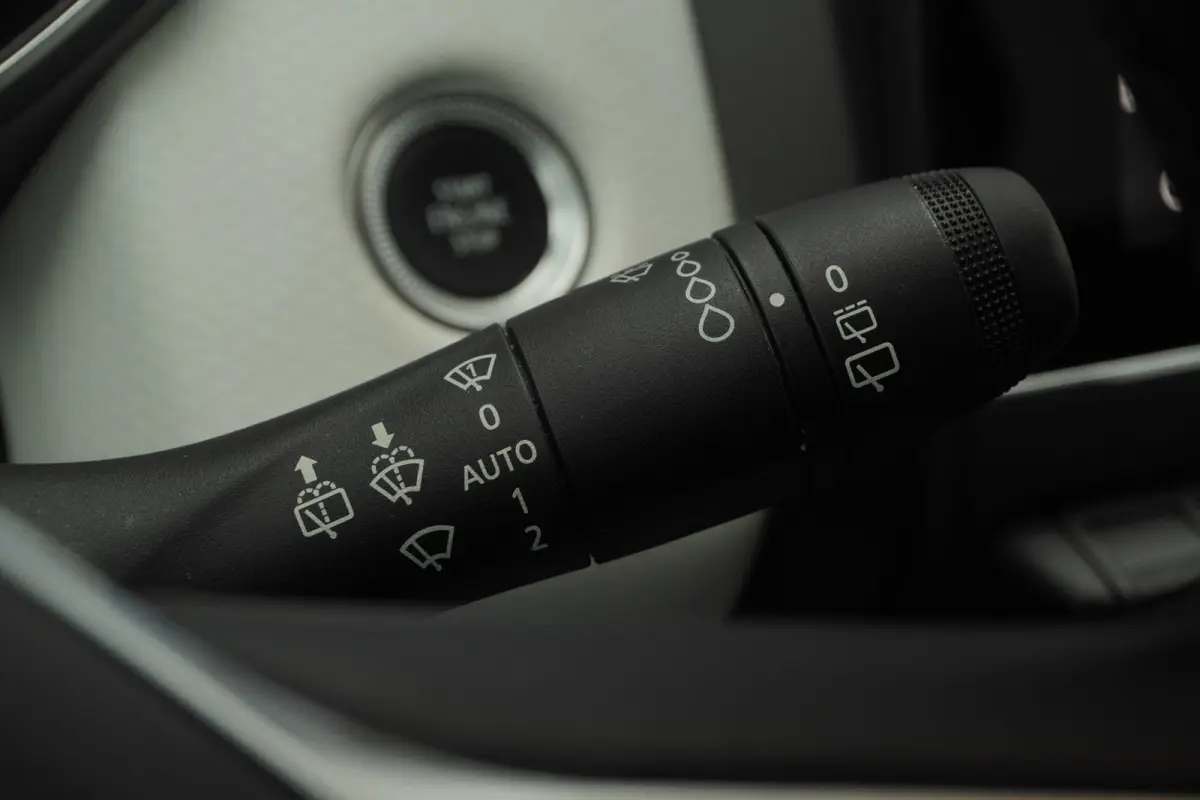 1.0 TCe 90 Techno / LED / Camera / Half-leder / Adapt.Cruise / Zwarte-Hemel / Virtual / Privacy / 16"LMV / = TOP !!