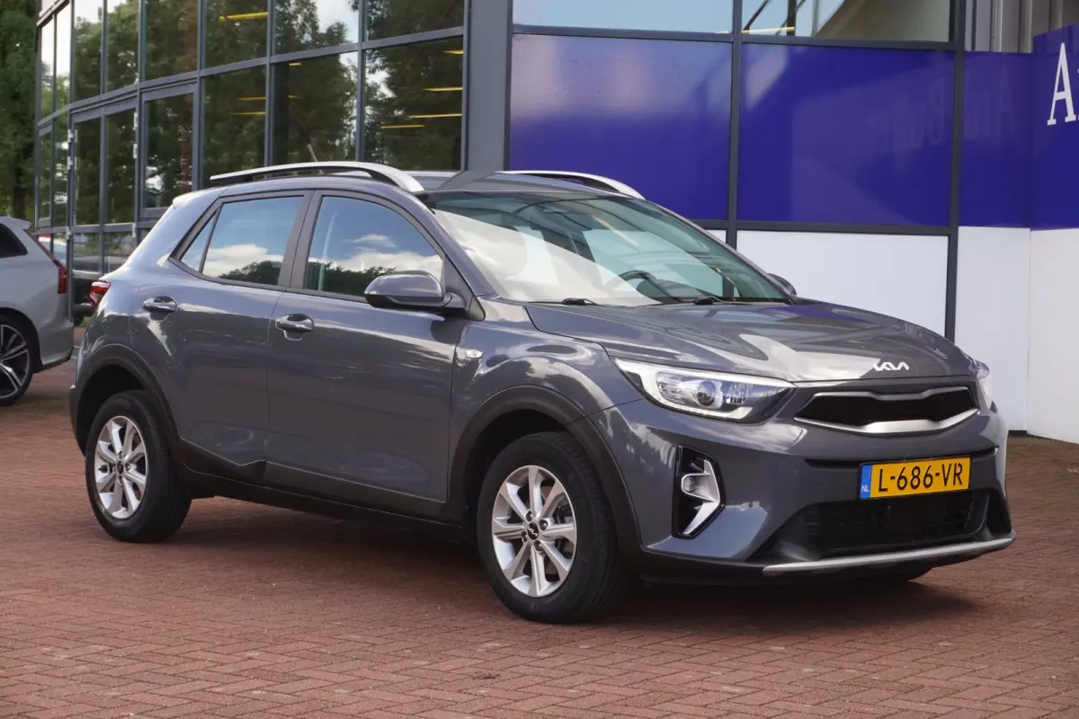 1.0 T-GDi MHEV DynamicLine / Camera / Cruise / Carplay / = TOP KLEUR !!