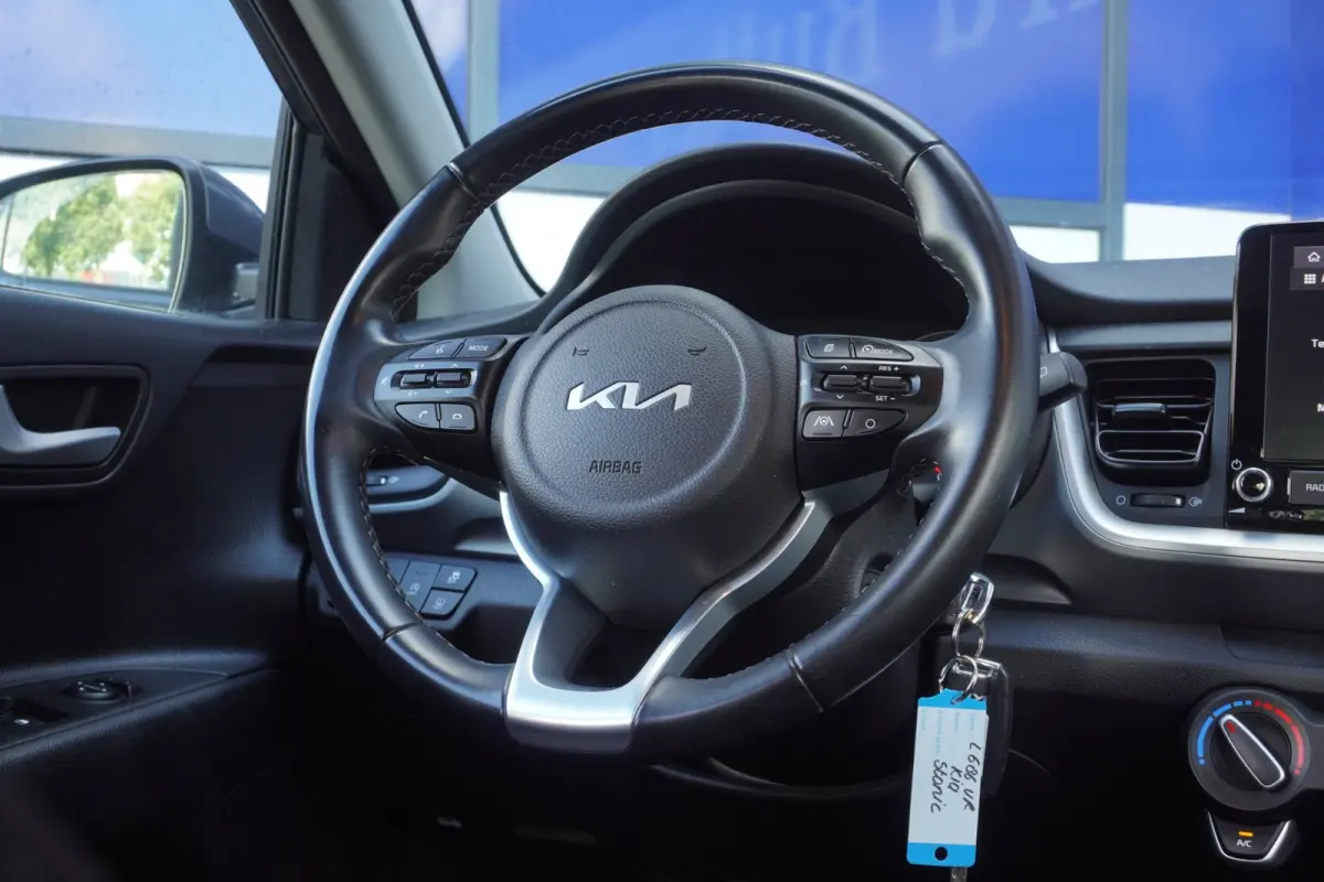 1.0 T-GDi MHEV DynamicLine / Camera / Cruise / Carplay / = TOP KLEUR !!