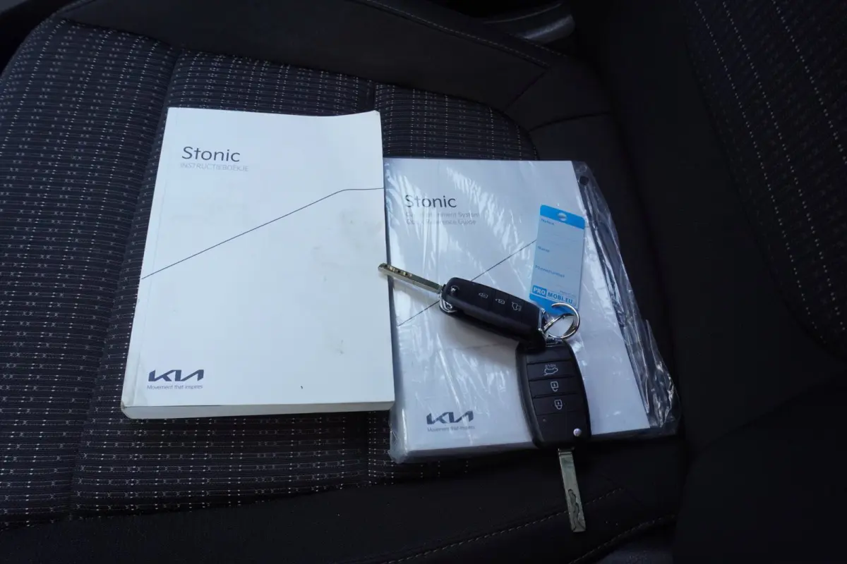 1.0 T-GDi MHEV DynamicLine / Camera / Cruise / Carplay / = TOP KLEUR !!