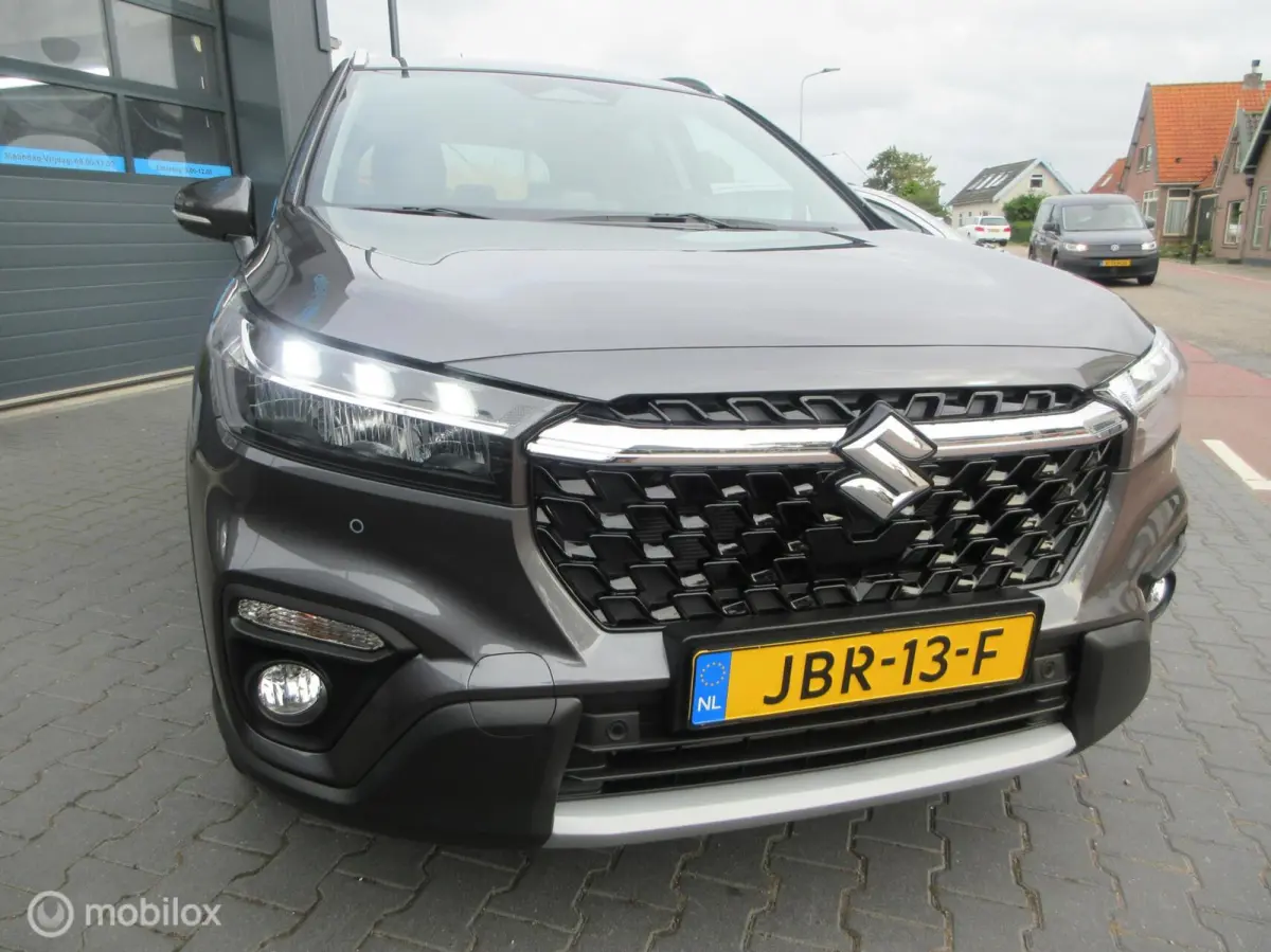 1.4 Boosterjet Select Smart Hybrid 9500km! Unieke kans!