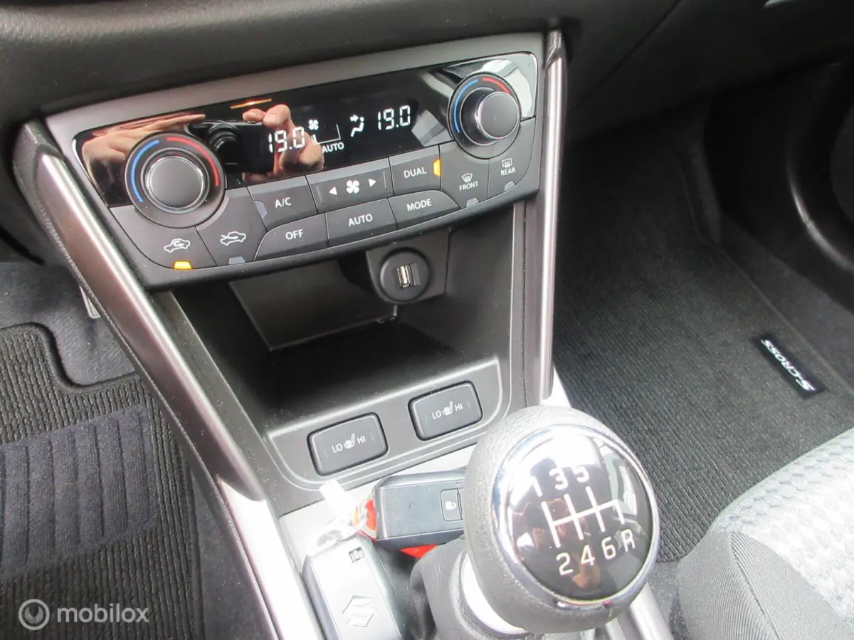 1.4 Boosterjet Select Smart Hybrid 9500km! Unieke kans!