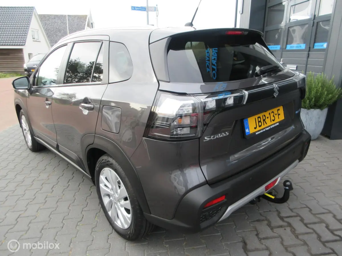 1.4 Boosterjet Select Smart Hybrid 9500km! Unieke kans!