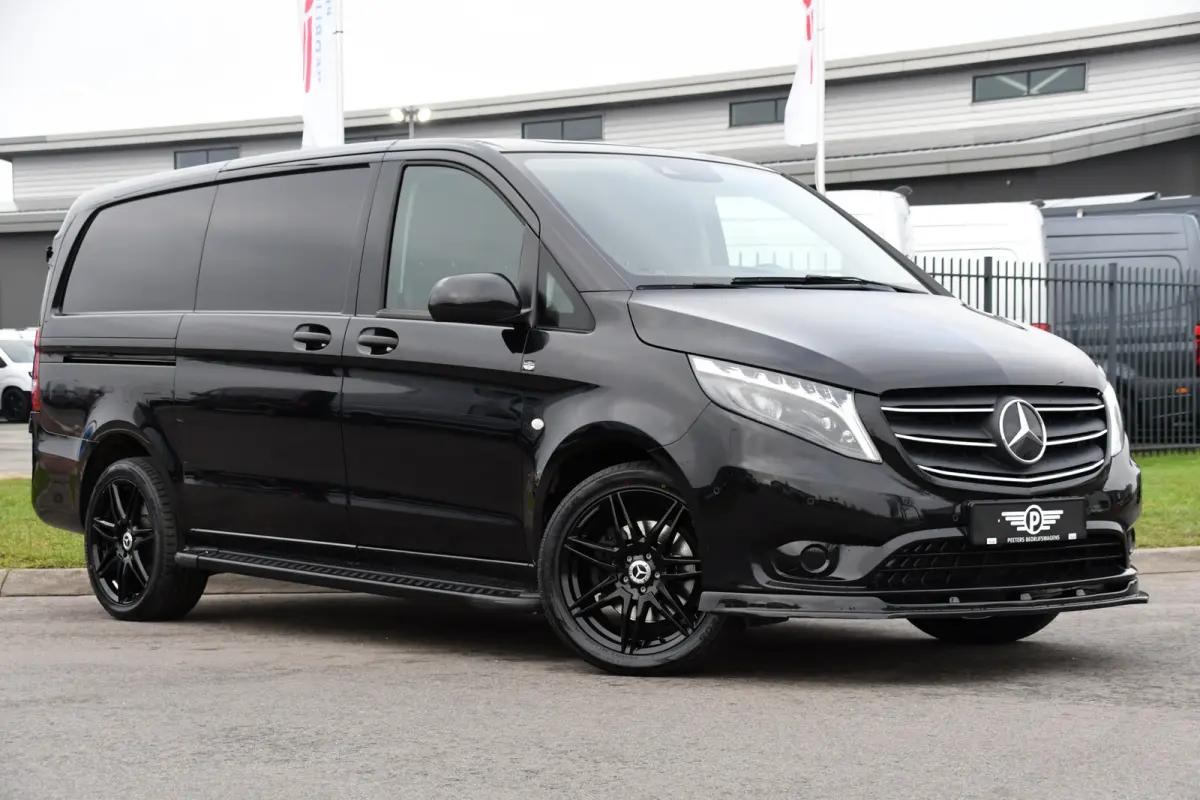 119 CDI L2 Black Edition Camera, Cruise, Carplay, LED, Automaat, 190pk, Trekhaak, Multimedia, Sensoren, Uniek!