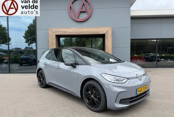 Pro Limited Edition 59 kWh | Black Edition | Trekhaak | Rijklaar