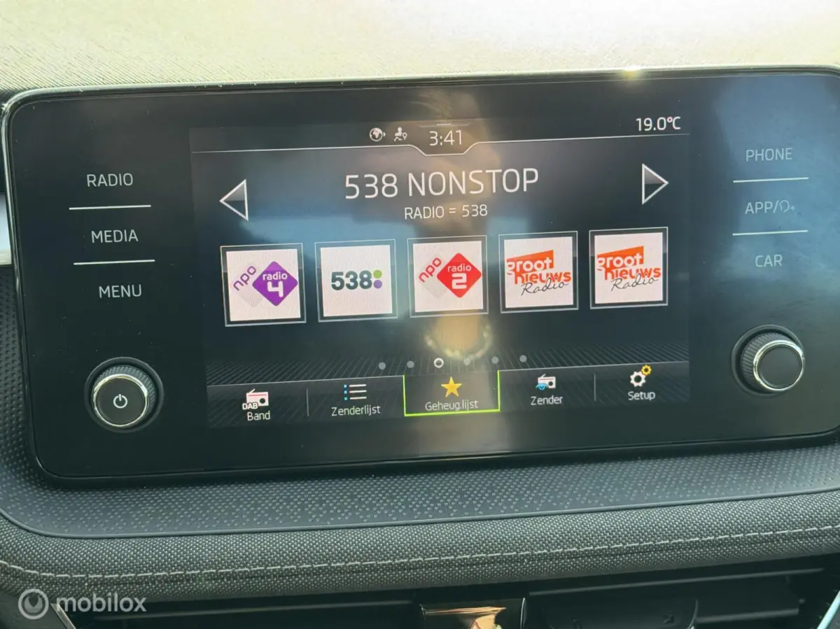 1.0 TSI Business Edition NW model stoelverwarming