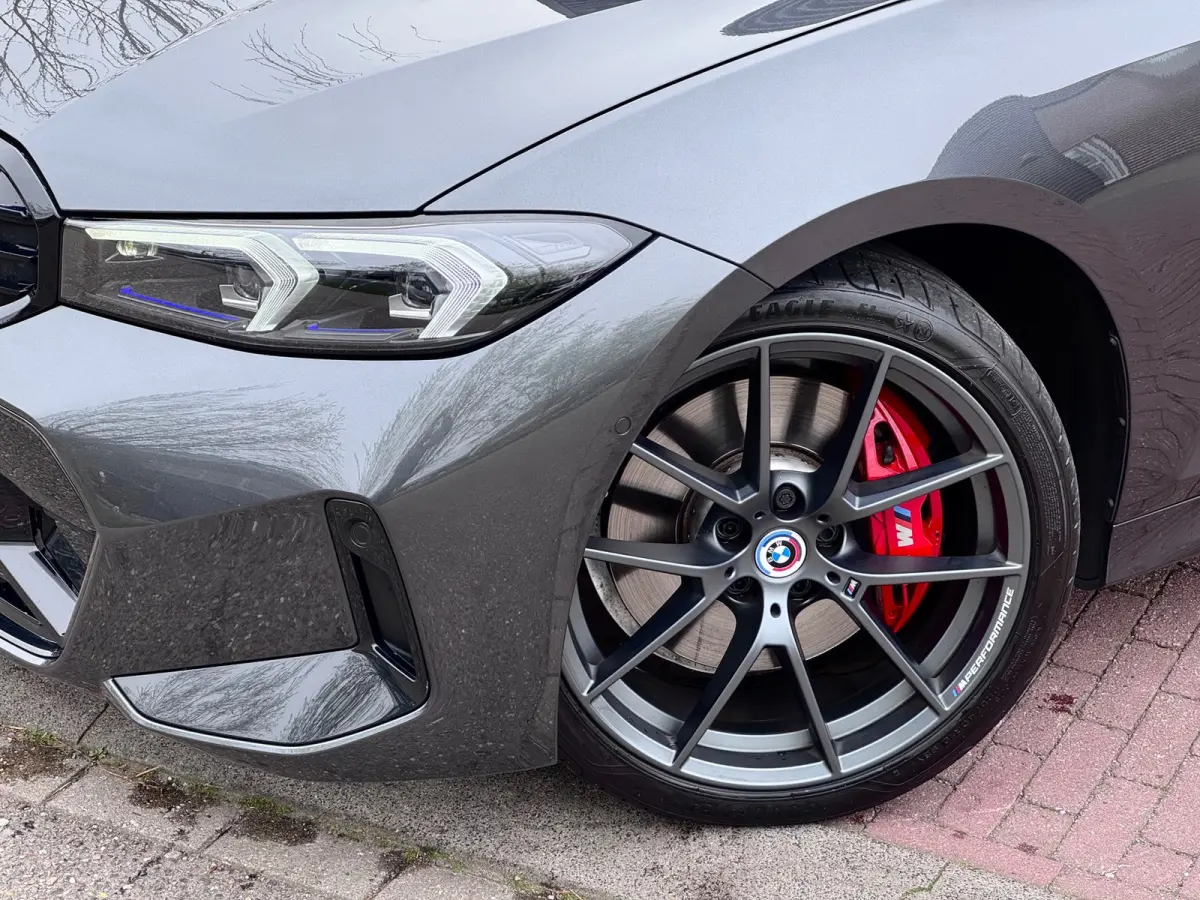 M340i xDrive M seats/H&K/360/HuD/Carbon