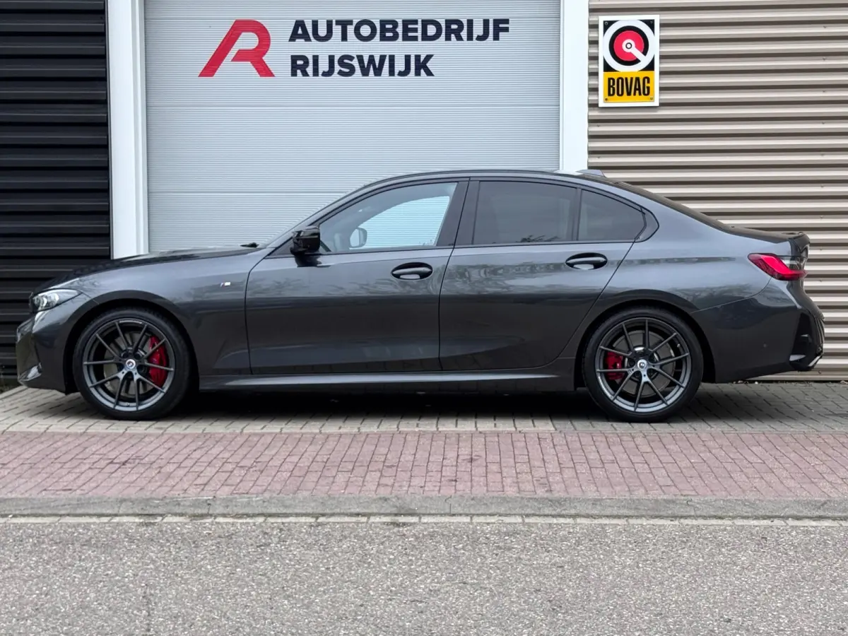 M340i xDrive M seats/H&K/360/HuD/Carbon