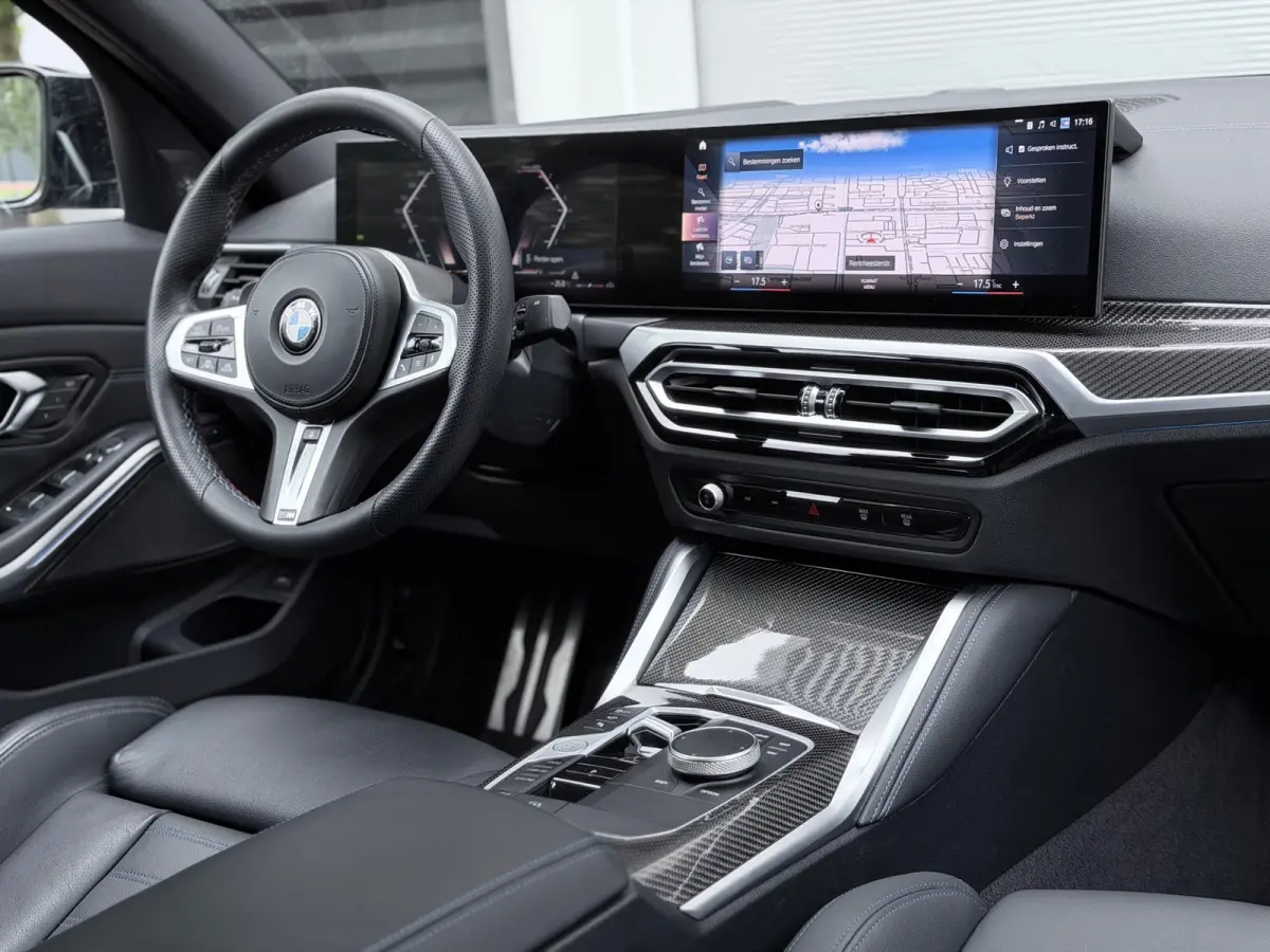 M340i xDrive M seats/H&K/360/HuD/Carbon