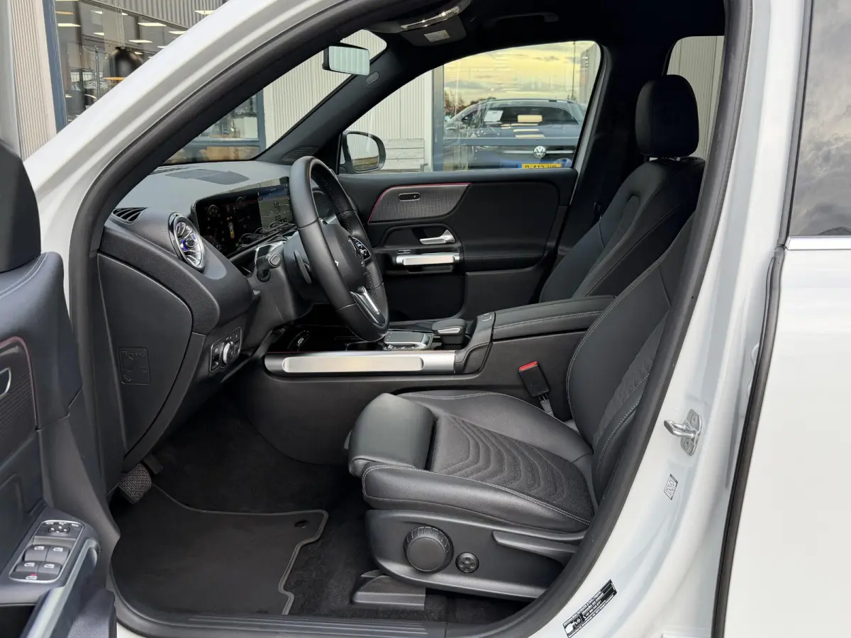 250 Business Line 67 kWh | NL-Auto/Carplay/Privacy Glass/Stoelverw.