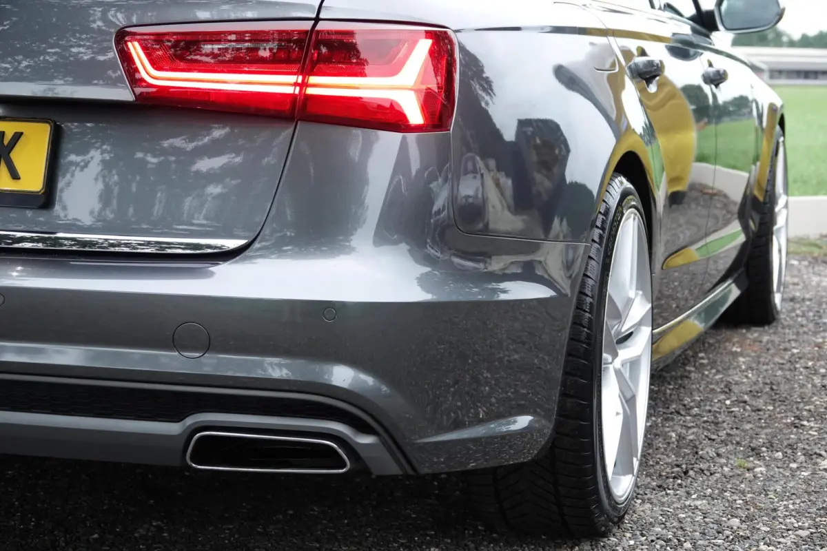 1.8 TFSI S-line TREKHAAK LEDER CARPLAY ACC LED