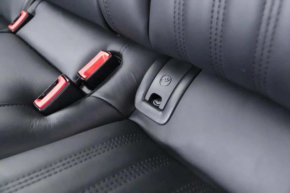 1.8 TFSI S-line TREKHAAK LEDER CARPLAY ACC LED