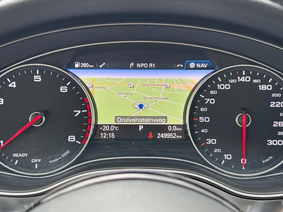 1.8 TFSI S-line TREKHAAK LEDER CARPLAY ACC LED