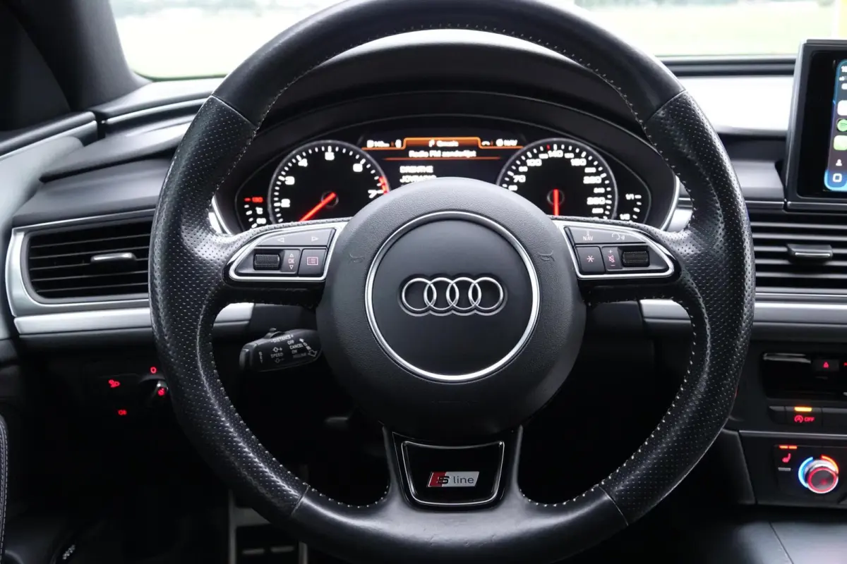 1.8 TFSI S-line TREKHAAK LEDER CARPLAY ACC LED