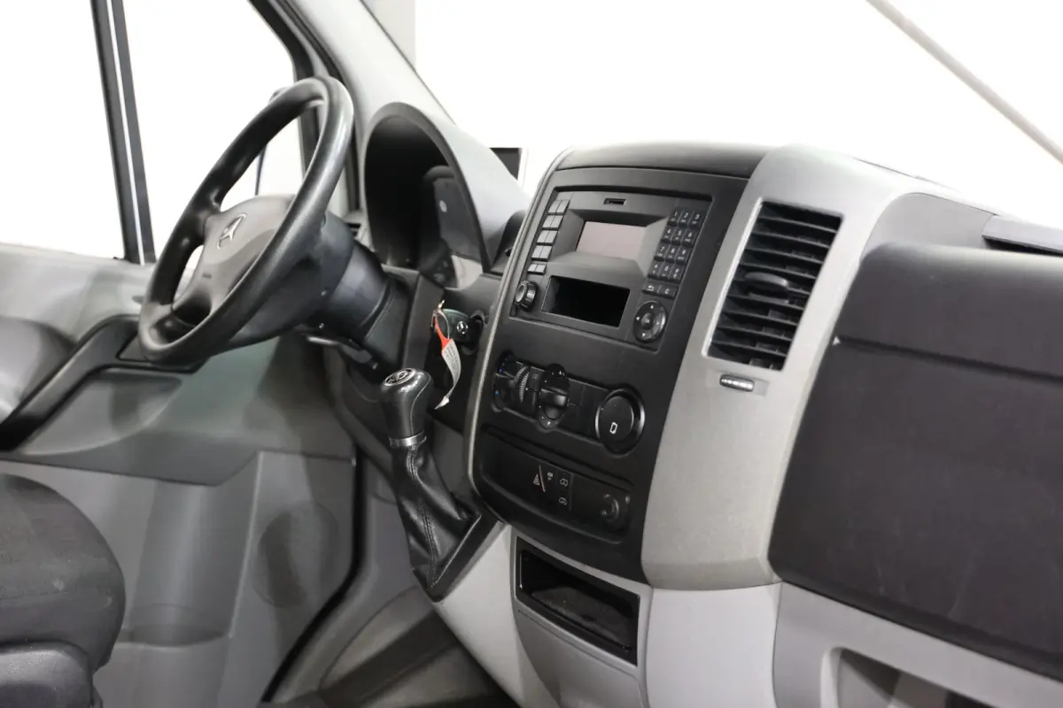 311 2.2 CDI AUTOMAAT L3H2 POST NL EURO 6