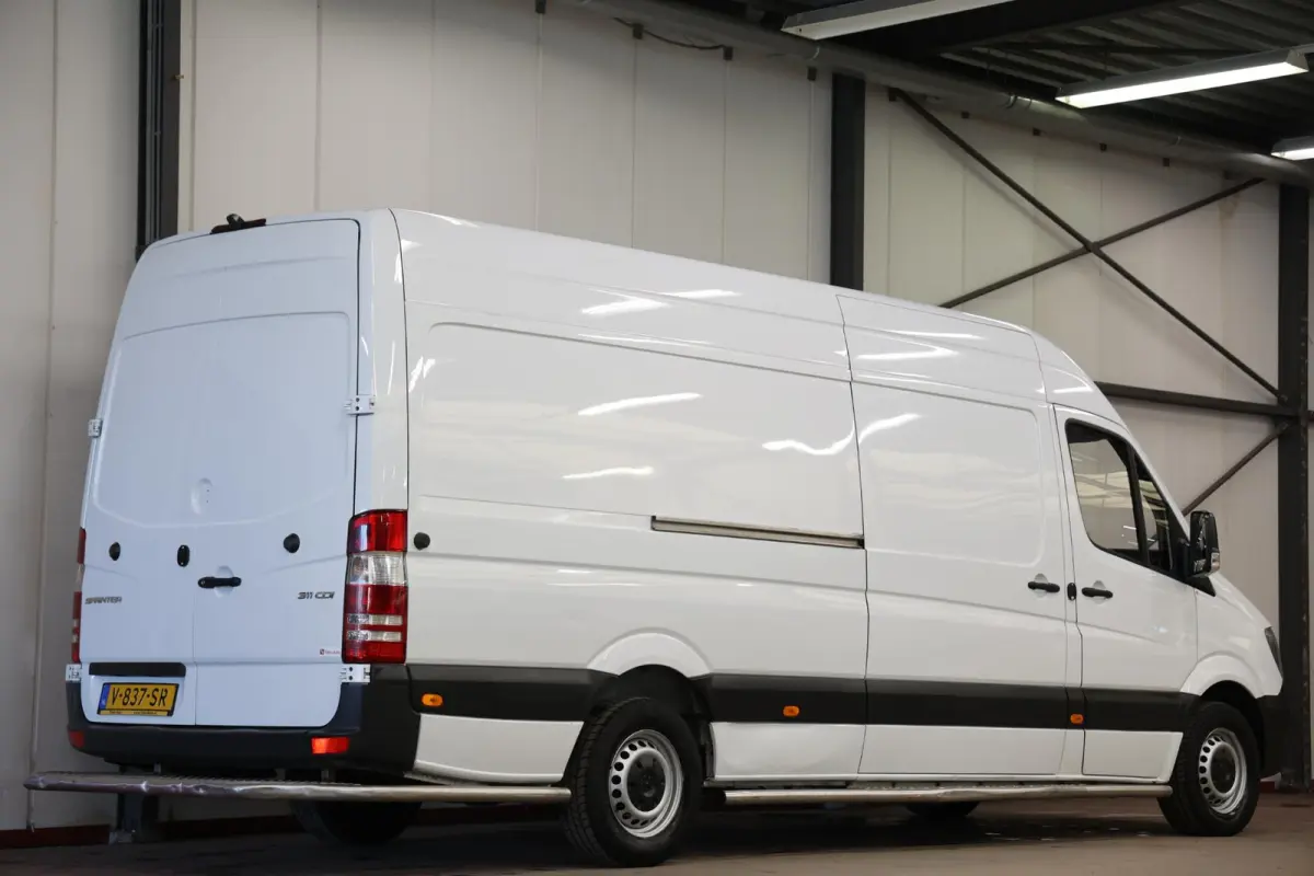 311 2.2 CDI AUTOMAAT L3H2 POST NL EURO 6