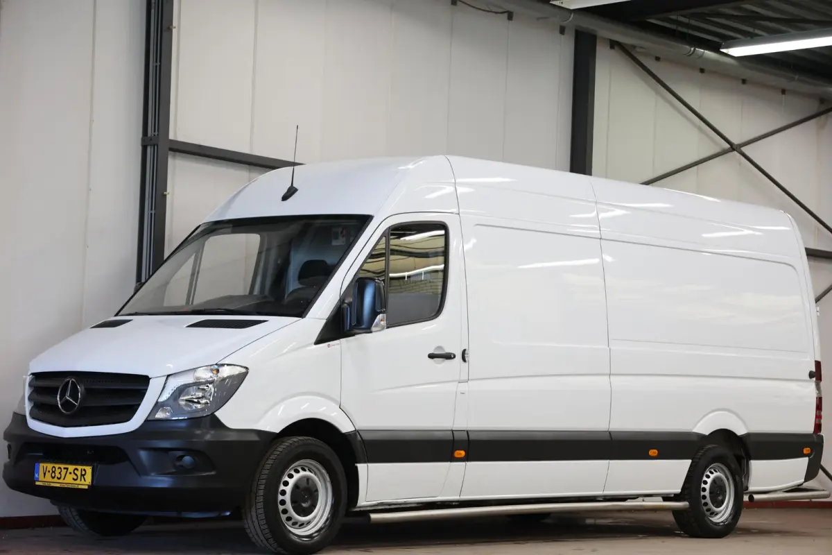 311 2.2 CDI AUTOMAAT L3H2 POST NL EURO 6