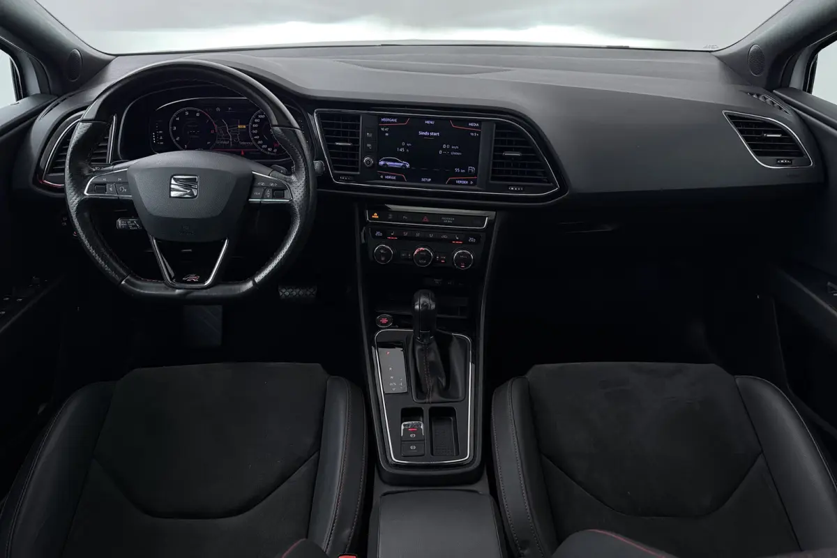 1.5 TSI FR Ultimate Edition Black (PANORAMADAK, STOELVERWARMING, TREKHAAK AF, BEATS AUDIO, DIGITALE COCKPIT)