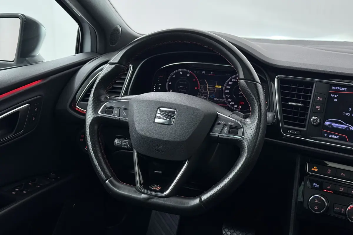 1.5 TSI FR Ultimate Edition Black (PANORAMADAK, STOELVERWARMING, TREKHAAK AF, BEATS AUDIO, DIGITALE COCKPIT)