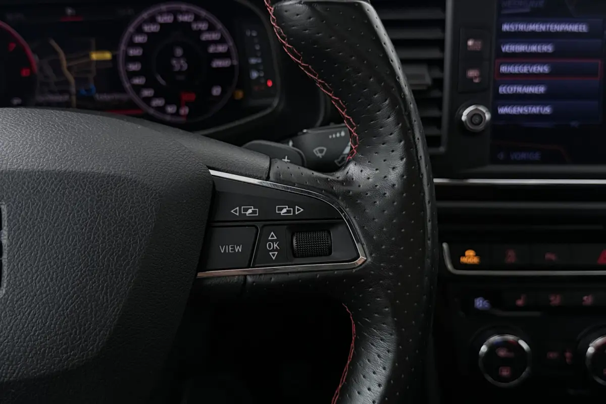 1.5 TSI FR Ultimate Edition Black (PANORAMADAK, STOELVERWARMING, TREKHAAK AF, BEATS AUDIO, DIGITALE COCKPIT)