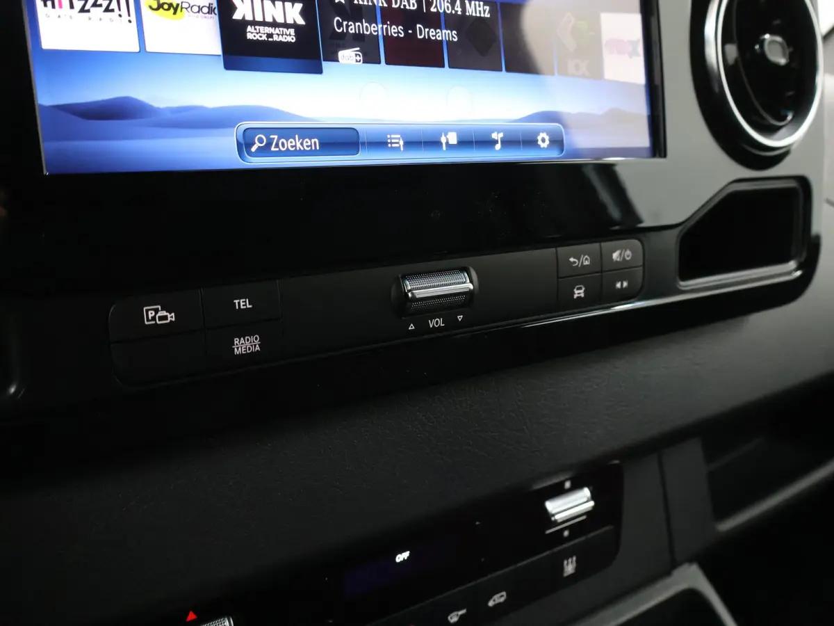 314 L2 Pro 81kWh 100% elektrisch | 2000kg Trekhaak | 115Kw/u DC Snelladen | Smartphone integratie pakket | Carplay | Camera | Comfort bestuurdersstoel |