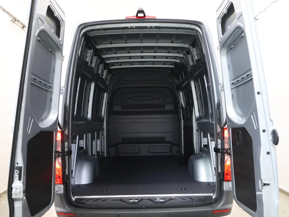 314 L2 Pro 81kWh 100% elektrisch | 2000kg Trekhaak | 115Kw/u DC Snelladen | Smartphone integratie pakket | Carplay | Camera | Comfort bestuurdersstoel |