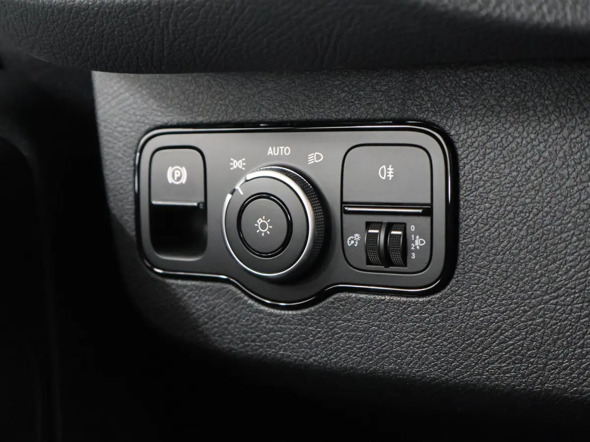 314 L2 Pro 81kWh 100% elektrisch | 2000kg Trekhaak | 115Kw/u DC Snelladen | Smartphone integratie pakket | Carplay | Camera | Comfort bestuurdersstoel |
