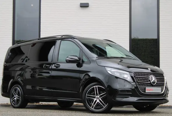 300d / AMG / DC / 4-Matic / 8.000 km / Pano / Burmester / Stoelkoeling / Vol Opties / NIEUWSTAAT.