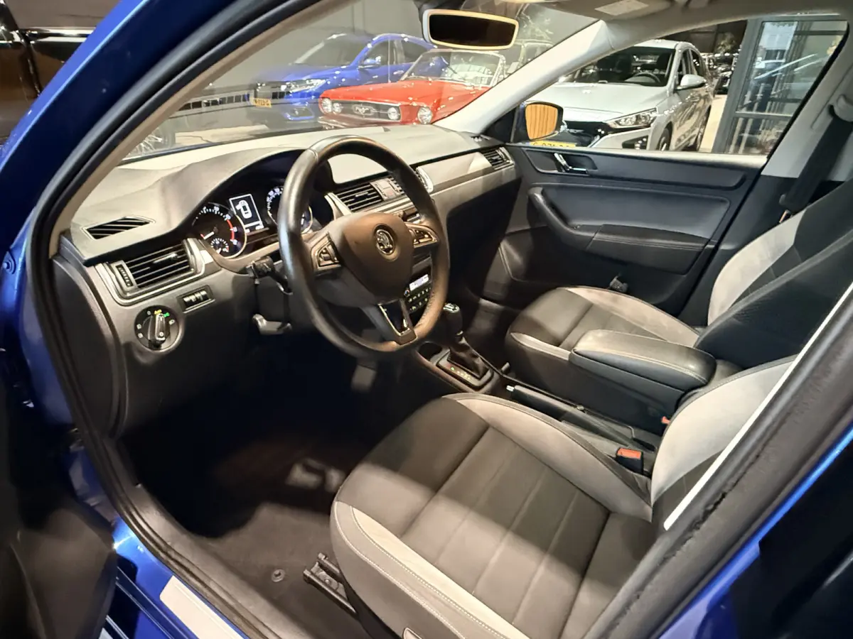 1.2 TSI Greentech JOY Navi. Cruise. Panoramadak. Automaat. 90000 KM met NAP.