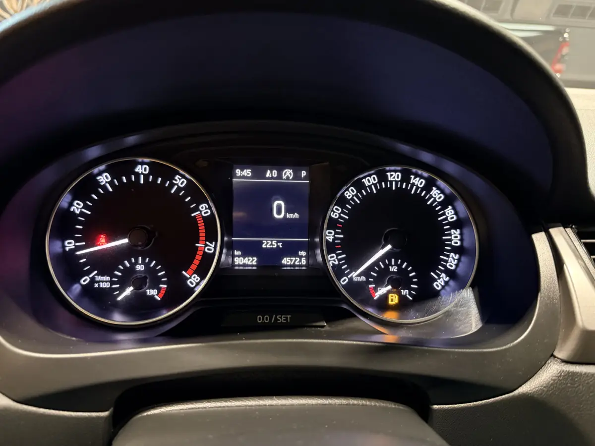 1.2 TSI Greentech JOY Navi. Cruise. Panoramadak. Automaat. 90000 KM met NAP.
