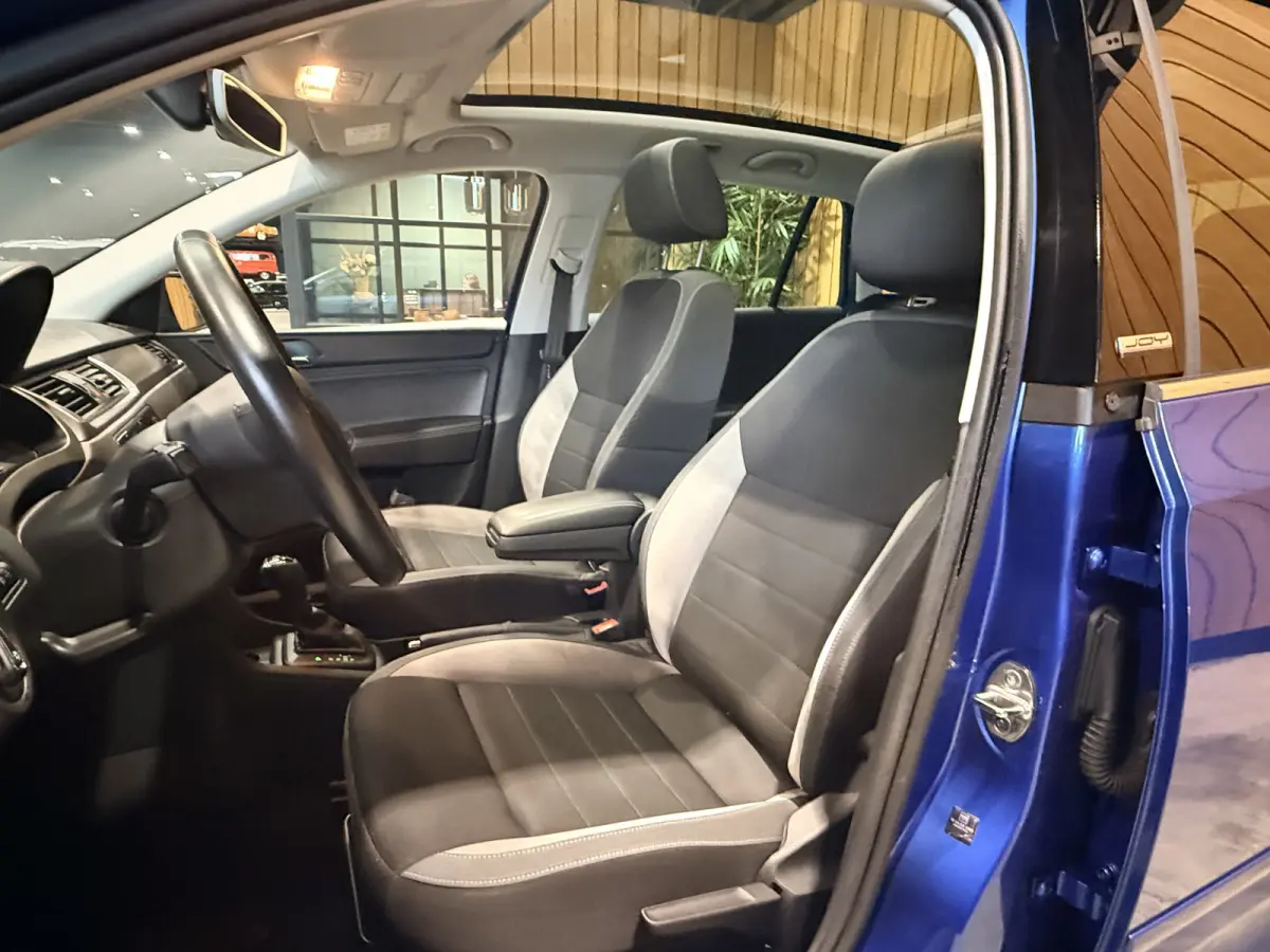 1.2 TSI Greentech JOY Navi. Cruise. Panoramadak. Automaat. 90000 KM met NAP.