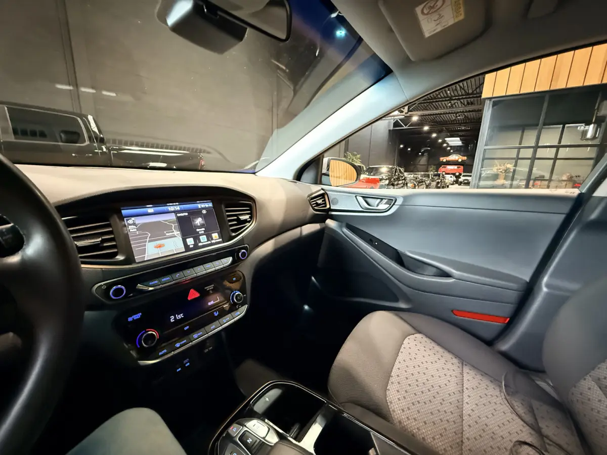 Comfort EV Camera. Navi. Apple-carplay. Baterrij 100%