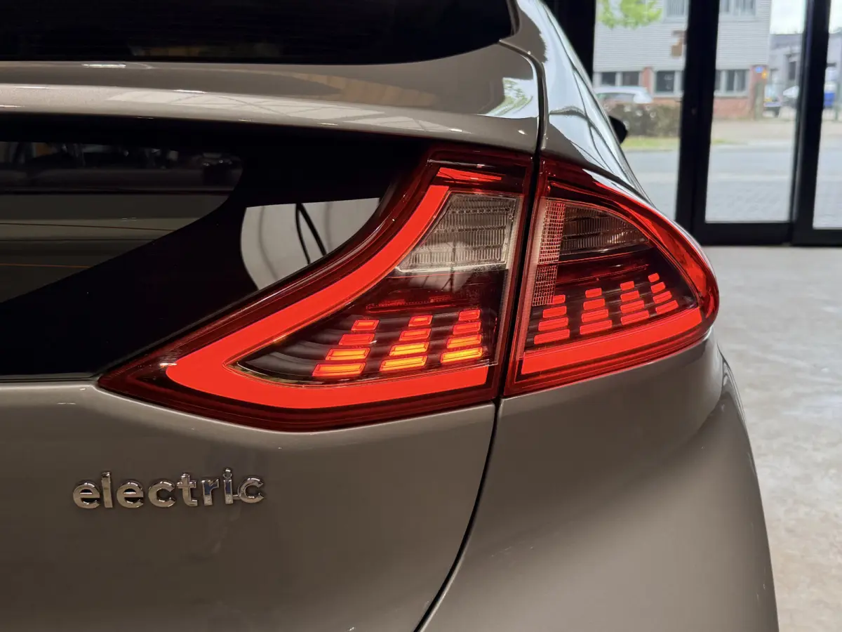 Comfort EV Camera. Navi. Apple-carplay. Baterrij 100%