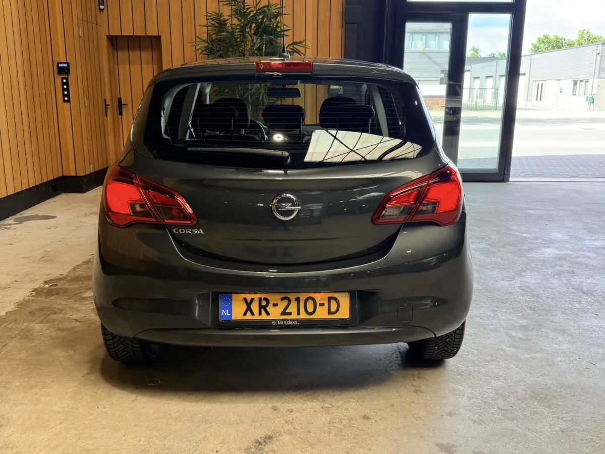 1.4 Favourite Airco. Cruise. Trekhaak. 78000 km met NAP