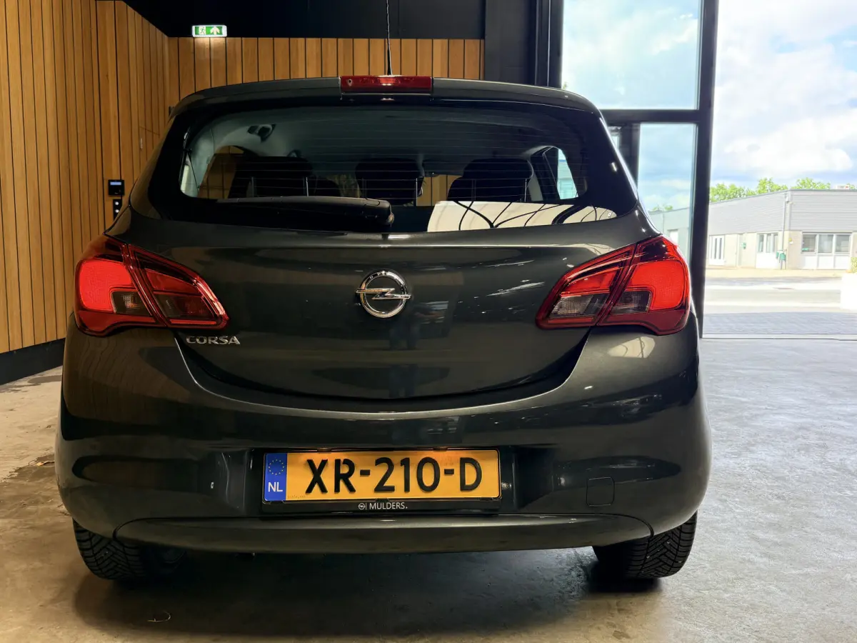 1.4 Favourite Airco. Cruise. Trekhaak. 78000 km met NAP