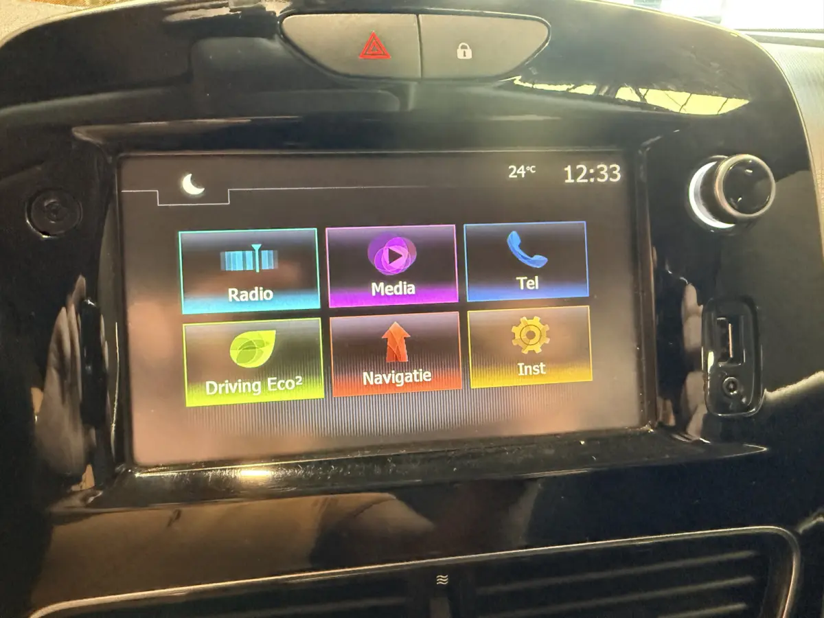 0.9 TCe Limited Cruise control. Navi. NAP