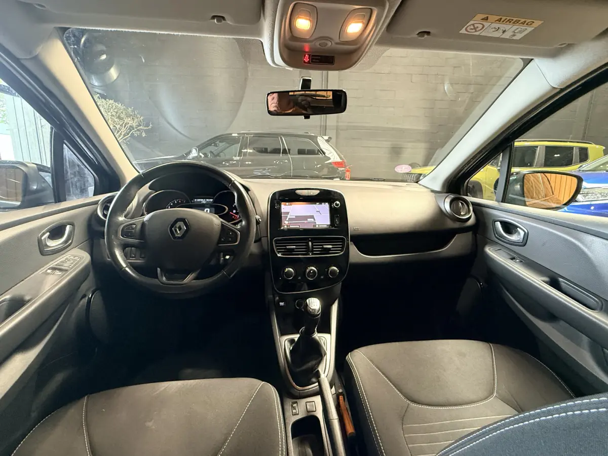 0.9 TCe Limited Cruise control. Navi. NAP