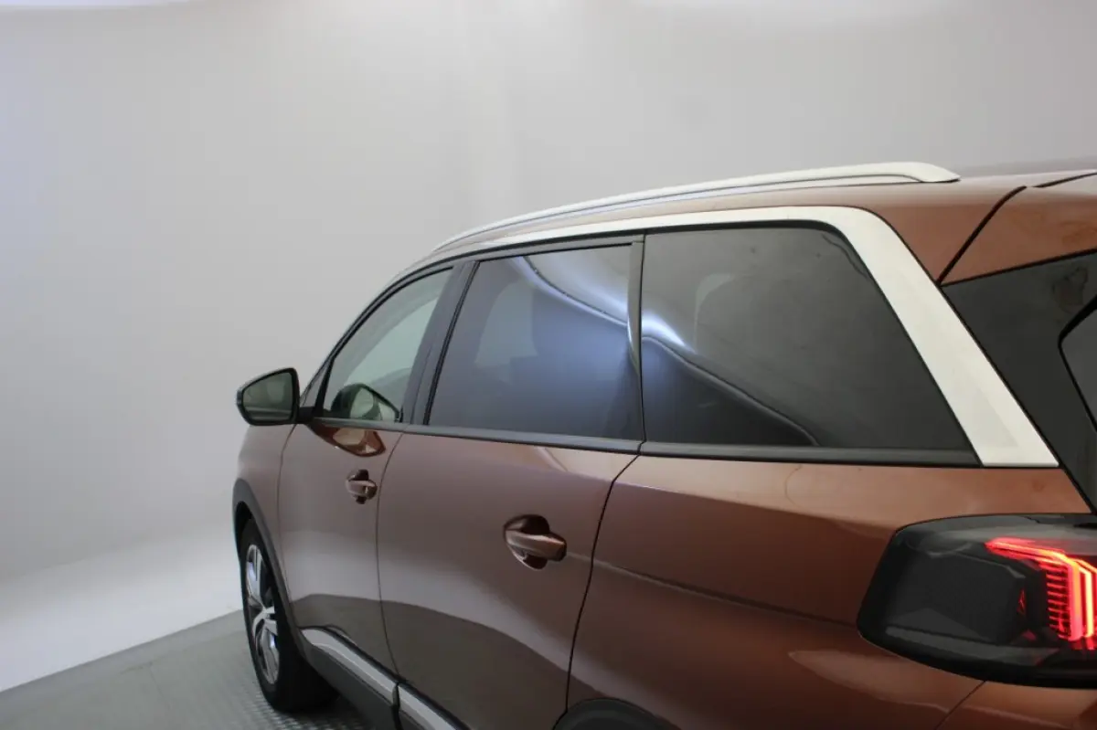 1.2 PureTech Allure 7 Persoons - Digitaal Cockpit, Carplay, Camera, Half Leer