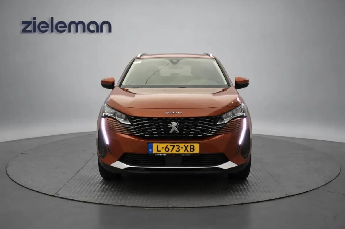 1.2 PureTech Allure 7 Persoons - Digitaal Cockpit, Carplay, Camera, Half Leer