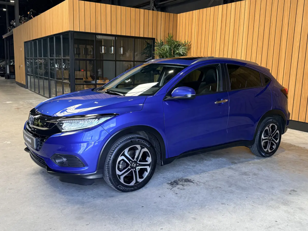 1.5 i-VTEC Executive Automaat. Pano. Camera. Nav. Trekhaak. Van eerste eigenaar met NAP.