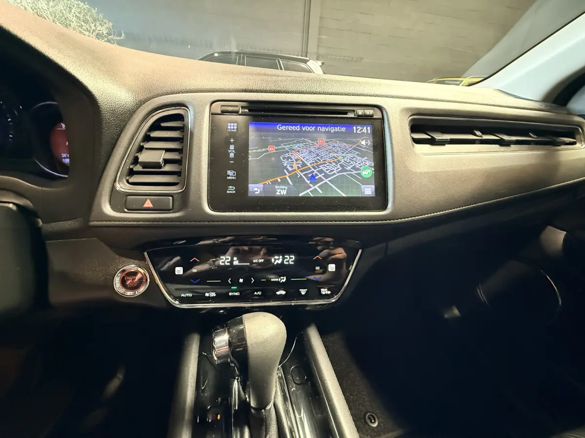 1.5 i-VTEC Executive Automaat. Pano. Camera. Nav. Trekhaak. Van eerste eigenaar met NAP.