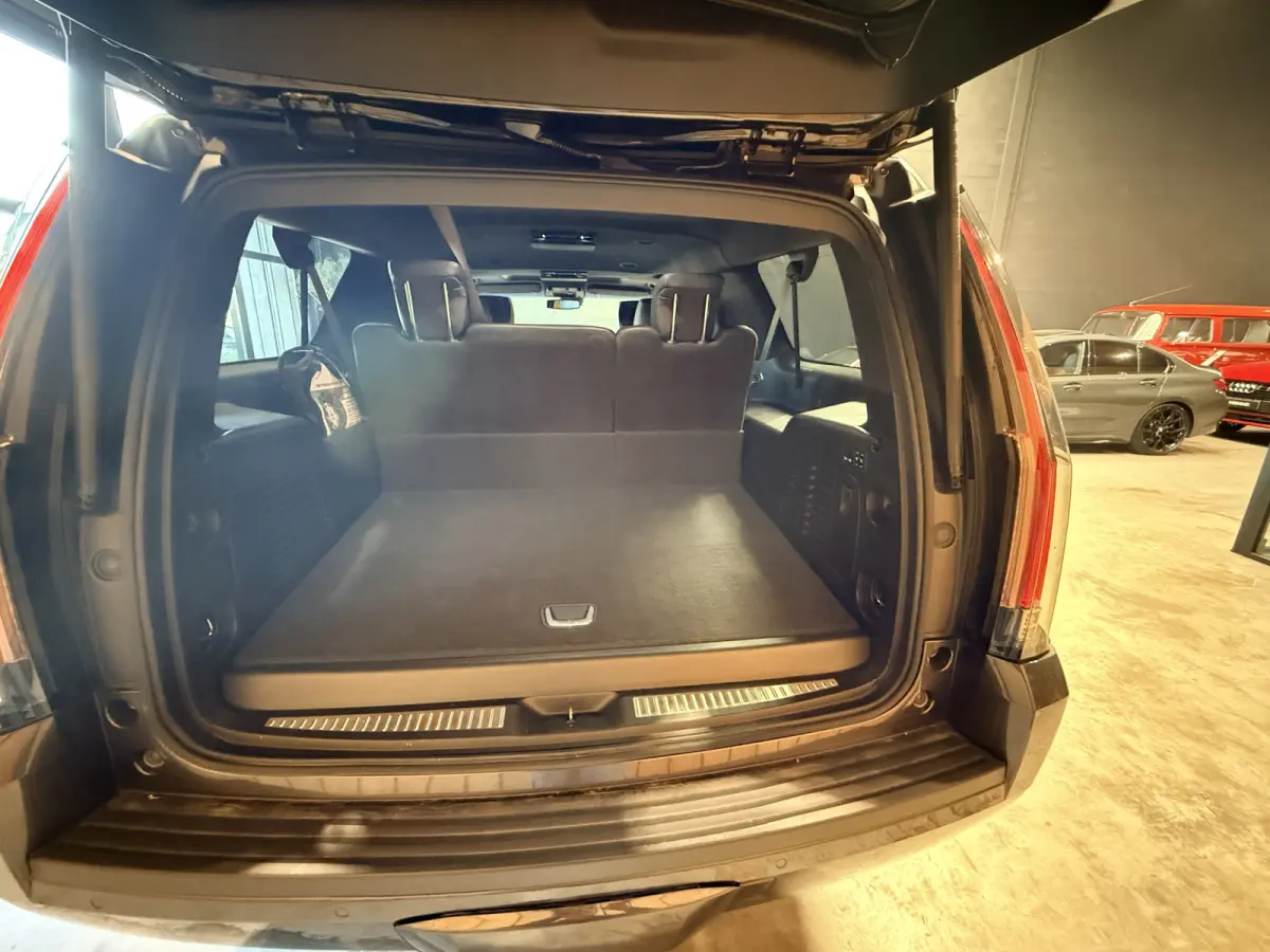 6.2 V8 Platinum ESV Verlengde uitvoering met 8 zitplaatsen !! Europese auto