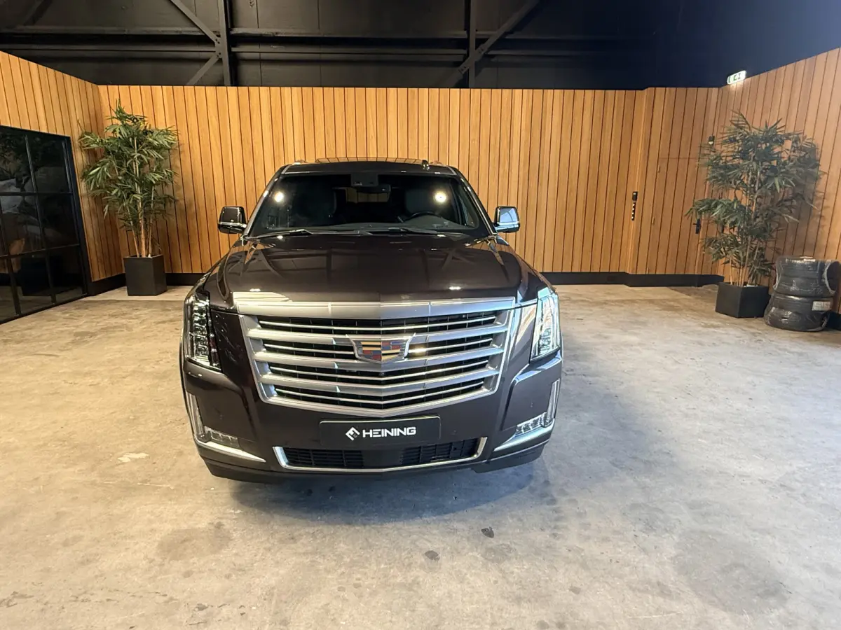 6.2 V8 Platinum ESV Verlengde uitvoering met 8 zitplaatsen !! Europese auto