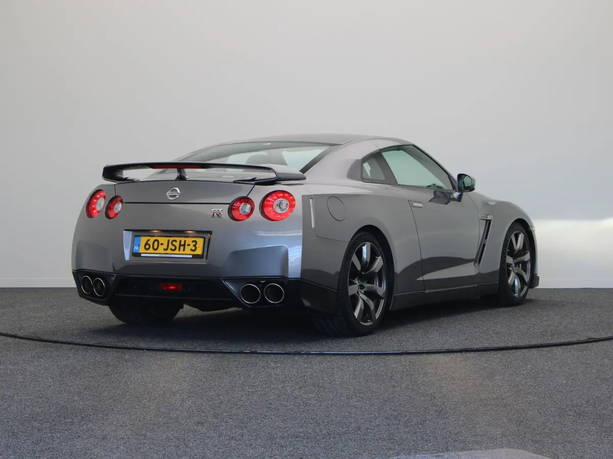 3.8 V6 | Unieke auto |  Origineel Nederlands | Slechts 29090km | Historie Aanwezig |
