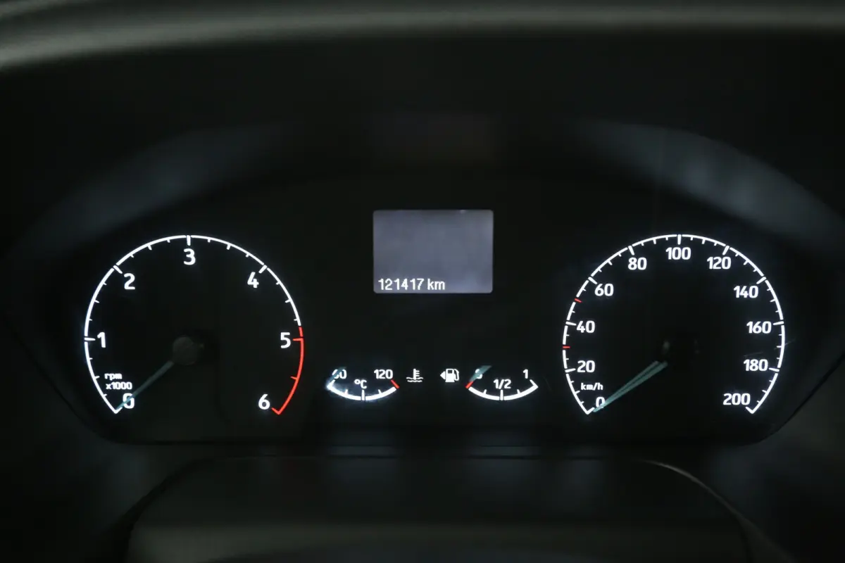 2.0 TDCI L2H1 | Airco | Camera | Cruise | 3 Zits | Trekhaak | 2xSchuifdeur | Parkeersens.